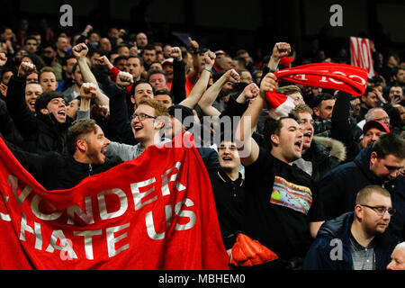 Liverpool Fans während der UEFA Champions League Viertelfinale Rückspiel zwischen Manchester City und Liverpool an der Etihad Stadium im April in Manchester, England 10 2018. (Foto von Daniel Chesterton/phcimages.com) Stockfoto