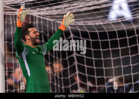 Alisson Ramses Becker von der Roma während des Quartals der Uefa Champions League - Finale, 2 st Bein, Übereinstimmung zwischen Roma 3-0 Barcelona im Olympiastadion am 10. April 2018 in Rom, Italien. Credit: Maurizio Borsari/LBA/Alamy leben Nachrichten Stockfoto