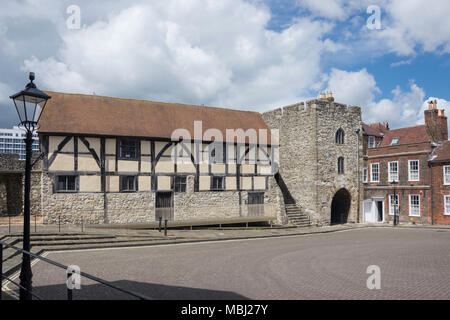 15. jahrhundert Westgate Hall, Westgate Street, Old Town, Southampton, Hampshire, England, Vereinigtes Königreich Stockfoto