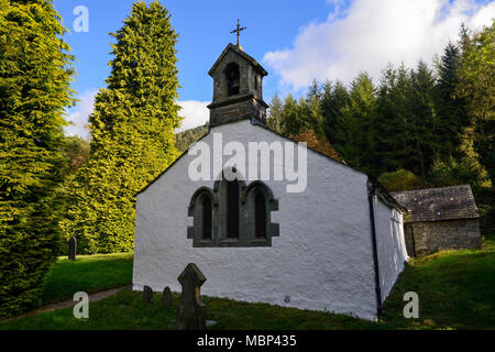 Wythburn Kirche befindet sich neben der A591 Road, auf der östlichen Seite der Thirlmere Reservoir im Nationalpark Lake District in Cumbria, England Stockfoto