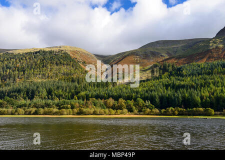 Blick nach Nordwesten über Thirlmere im Nationalpark Lake District in Cumbria, England Stockfoto