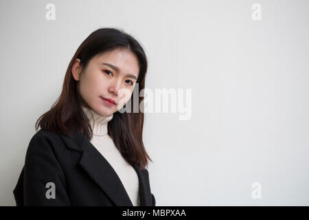 Junge asiatische Frau Porträt Stockfoto
