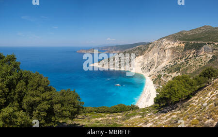 Myrtos beach Panoramablick von oben in der Insel Kefalonia, Griechenland Stockfoto