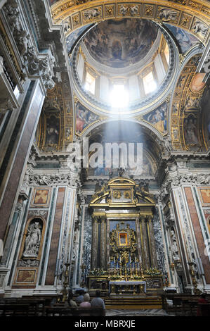 Salus Populi Romani (Beschützerin und Gesundheit des römischen Volkes) in Borghese (Pauline) Kapelle in der Eucharistiefeier Basilica di Santa Maria Maggiore (Päpstliche Basili Stockfoto