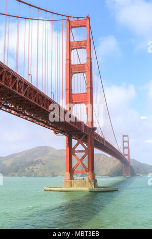 Blick auf die Golden Gate Bridge aus Fort. Stockfoto