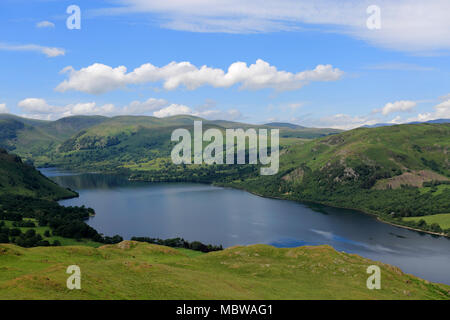 Anzeigen von Ullswater von Arthurs Hecht fiel, Martindale, Nationalpark Lake District, Cumbria County, England, Großbritannien Stockfoto