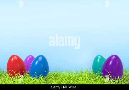 Ostern bunte Eier auf grünem Gras und blauen Hintergrund mit Platz für Text. 3D-Darstellung Stockfoto