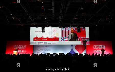 Jeremy Fleming, der Generaldirektor der GCHQ Adressen der Cyber UK Konferenz veranstaltet von der National Cyber Security Center an der Manchester Central Convention Complex. Stockfoto