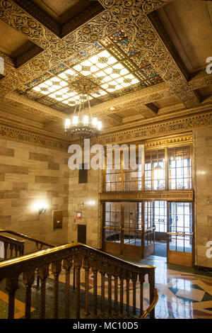 Rochester, Minnesota, USA - Eingangshalle des Plummer Building, dem Wahrzeichen der berühmten Mayo Clinic, das 1928 eröffnet wurde. Stockfoto