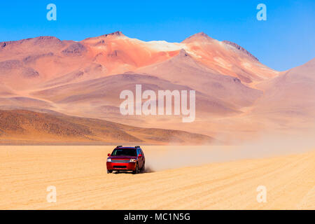 Salvador Dali Wüste, auch bekannt als Dali Tal ist ein extrem kargen Tal im Südwesten Boliviens Stockfoto