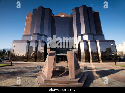 Ein sonniger Tag im Quay West Gebäude an der Salford Quays, Manchester England England Stockfoto