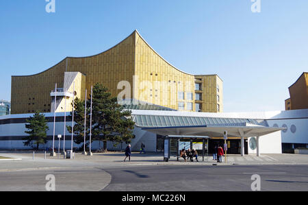 Die Berliner Philharmonie, die Heimat der Berliner Philharmoniker, der Architekt Hans Scharoun, Haupteingang & main Concert Hall Stockfoto