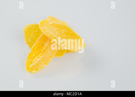 Getrocknete Mango Slices auf dem Hintergrund Stockfoto