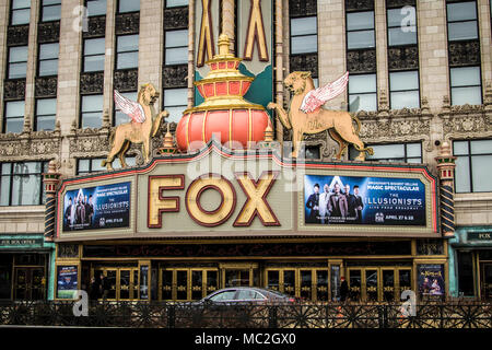 Die historische Fox Theater in der Innenstadt von Michigan eröffnet; in den 1920er Jahren und heute bleibt in Betrieb. Der historische Ort verfügt über Broadway spielt. Stockfoto