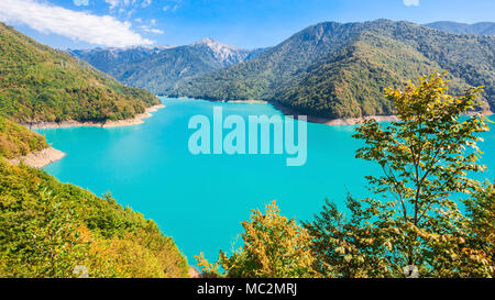 Inguri Reservoir in der oberen Region Swanetien, Georgien Stockfoto