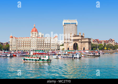 MUMBAI, INDIEN - 21. Februar: Das Taj Mahal Palace Hotel und Gateway von Indien am Februar 21, 2014 in Mumbai, Indien. Stockfoto