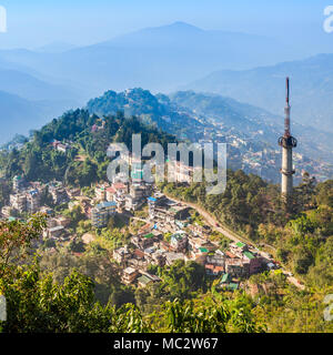 Gangtok Stadt Antenne Panoramablick von der Seilbahn im indischen Bundesstaat Sikkim, Indien Stockfoto