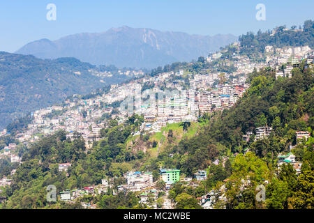 Gangtok Stadt Antenne Panoramablick von der Seilbahn im indischen Bundesstaat Sikkim, Indien Stockfoto