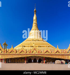 Die globale Vipassana Pagode ist eine Meditation Halle in Mumbai, Indien Stockfoto