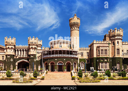 Garten und King's Palace Bangalore, Karnataka, Indien Stockfoto