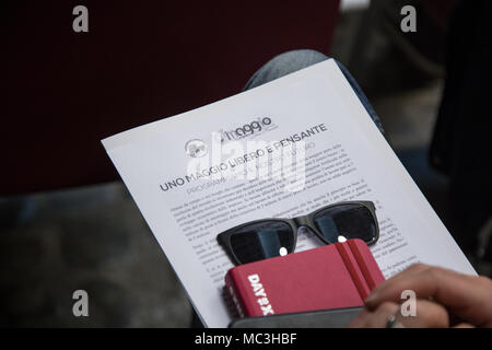 Roma, Italien. 12 Apr, 2018. Pressekonferenz der fünften Ausgabe des # unomaggiotaranto 2018 Veranstaltung, die in Taranto am Tag der Gutschrift stattfinden wird: Matteo Nardone/Pacific Press/Alamy leben Nachrichten Stockfoto