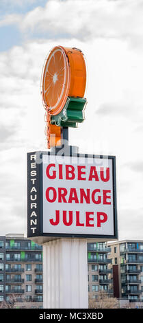 Die mythische Orange Julep Fast Food Restaurant in Montreal, Quebec, Kanada Stockfoto