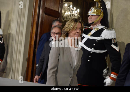 Rom, Italien. 12 Apr, 2018. Rom, Palazzo del Quirinale, die zweite Runde der Konsultationen für die Bildung der neuen Regierung im Foto Beatrice Lorenzin Credit: Unabhängige Fotoagentur/Alamy leben Nachrichten Stockfoto