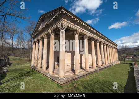 Saint George alte klassizistische Kirche in Kantabrien, Spanien. Stockfoto