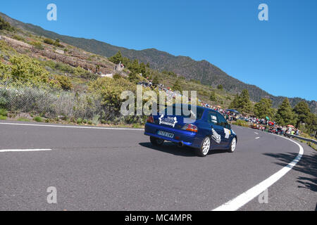 Teneriffa, Spanien - März, 24, 2018: Mitsubishi Evo in Subida a los Loros Rallye Rennen in Teneriffa, Kanarische Inseln, Spanien. Stockfoto