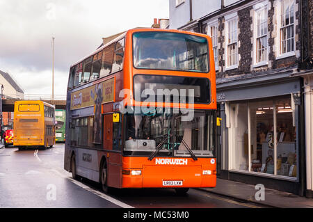 Doppeldecker in Norwich, Norfolk, England, Großbritannien Stockfoto