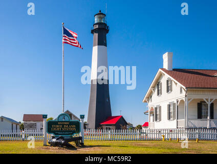 Tybee Island Lighthouse auf Tybee Island in Georgien, ist der "Stolz von Georgien" genannt - es wurde 1867 erbaut und hat eine Fresnellinse. Stockfoto