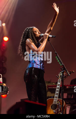 Die britische Soulsängerin Corinne Bailey Rae live am Blue Balls Festival Luzern, Schweiz Stockfoto