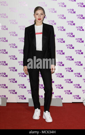 Red Carpet Anreise für die 2018 in Film Awards mit: Hermine Corfield Wo: London, Großbritannien Wann: 13 Mar 2018 Credit: Phil Lewis/WENN.com Stockfoto