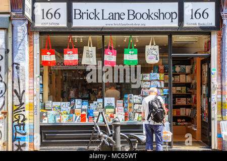 London, Großbritannien - 21 April, 2018 - brick lane Buchhandlungen, einen unabhängigen Händler in Shoreditch Stockfoto