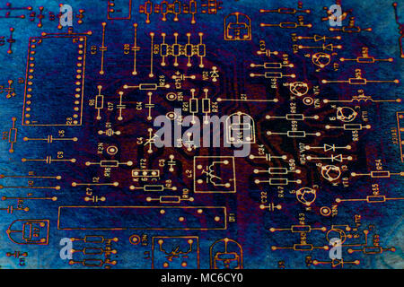 Abstrakte tech auf elektronische schematische Darstellung des Retro- Fernsehen. Makro. Grunge. Stockfoto