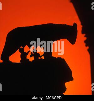 Der Wolf säugt Romulus und Remus-Statue auf dem Campidoglia, Rom Stockfoto
