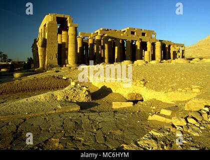 Ägypten Ramesseum in Luxor bleibt der Ramesseum auf der West Bank von Luxor Stockfoto