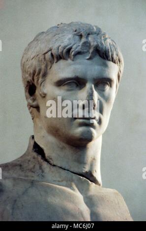 Römische Mythologie die vergöttert Augustus Lebensgroßen Büste aus dem Lapidarium Arles Frankreich Stockfoto