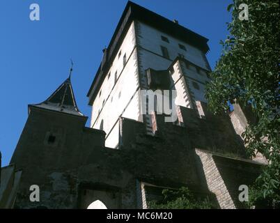 Karlstein Schloss, von Karl IV. von Böhmen als esoterisches Zentrum gebaut Stockfoto