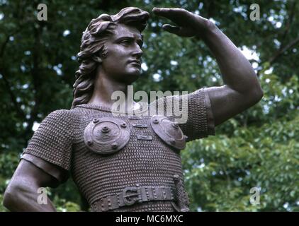 Geschichte von Amerika - Leif Erickson Statue von Leif Ericson, die in Amerika ca. AD 1000 gelandet. In der Commonwealth Avenue, Boston. Auf dem Sockel, sein Name ist in Alte Runen eingestellt. Stockfoto