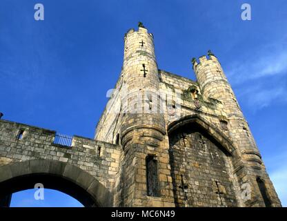 North Yorkshire das Tor als Mönch Mönch Bar Bar bekannt ist das Erarbeiten von den Toren der Stadt. Es besteht aus einem 4-stöckigen Pförtnerhaus, das stammt aus dem frühen 14. Jahrhundert. Mönch Bar ist heute das Richard III Museum Stockfoto