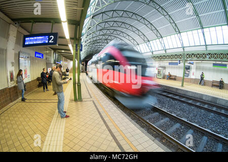 Oberdöbling Bahnhof, Wien, Österreich, Europa. Stockfoto
