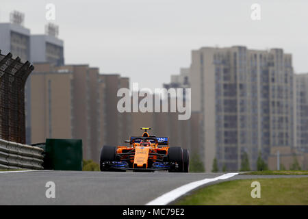 Shanghai, China. 13 Apr, 2018. Shanghai: Motorsport: Formel 1 2018 Heineken Grand Prix von China Formel 1 Grand Prix von China Shanghai Circuit April 13, 2018 in Shanghai, China. #2 Stoffel Vandoorne (BEL, McLaren Honda), Quelle: dpa/Alamy leben Nachrichten Stockfoto