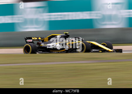 Shanghai, China. 13 Apr, 2018. Shanghai: Motorsport: Formel 1 2018 Heineken Grand Prix von China Formel 1 Grand Prix von China Shanghai Circuit April 13, 2018 in Shanghai, China. #55 Carlos Sainz (ESP, Renault), Quelle: dpa/Alamy leben Nachrichten Stockfoto