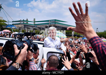 April 13, 2018 Cuautitlan Izcalli, Staat von Mexiko. 13 Apr, 2018. Die Kandidaten für die Präsidentschaft von Mexiko, Andres Manuel LÃ³pez Obrador, der Juntos Haremos Historia Koalition, besuchte die Gemeinde CuautitlÃ¡n Izcalli Staat von Mexiko. Foto: OMAR L'PEZ Kreditkarte: Kreditkarte: / ZUMA Draht/Alamy leben Nachrichten Stockfoto