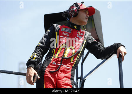 Bristol, Tennessee, USA. 13 Apr, 2018. April 13, 2018 - Bristol, Tennessee, USA: Kyle Larson (42) Uhren Praxis für das Food City 500 in Bristol Motor Speedway in Bristol, Tennessee. Credit: Stephen A. Arce/ASP/ZUMA Draht/Alamy leben Nachrichten Stockfoto