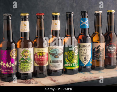 Sammlung von kleine unabhängige Brauerei Handwerk Biere in Flaschen Stockfoto