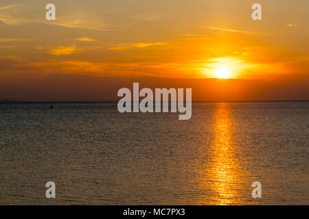 Malerische natürlich der goldene Stunden Sonnenuntergang Stockfoto