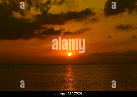 Malerische natürlich der goldene Stunden Sonnenuntergang Stockfoto