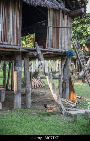 Swagup Dorf Insekt Menschen mit hölzernen Pfahlbauten, oberen Sepik, Papua-Neuguinea Stockfoto